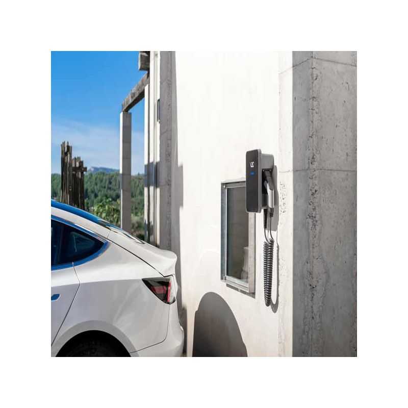 Cargador V2C Trydan monofásico 7,4Kw T2 manguera muelle-espiral y protecciones incluidas