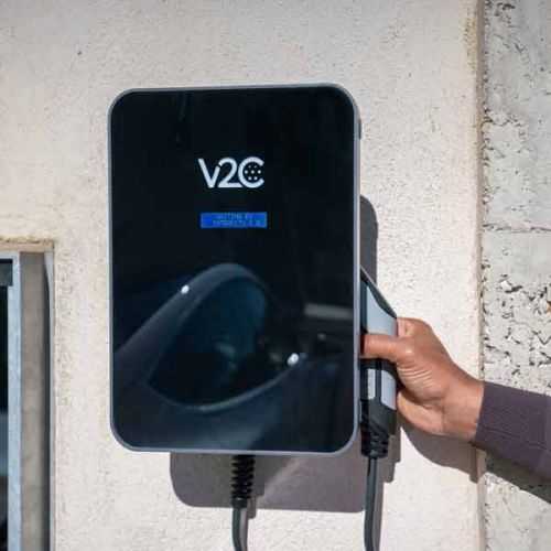 Cargador V2C Trydan monofásico 7,4Kw T2 manguera muelle-espiral, protecciones incluidas y Schuko